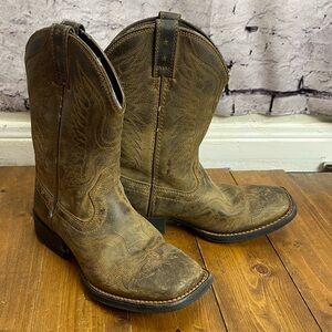 Ariat kids rambler phoenix square toe cowboy boots size 1